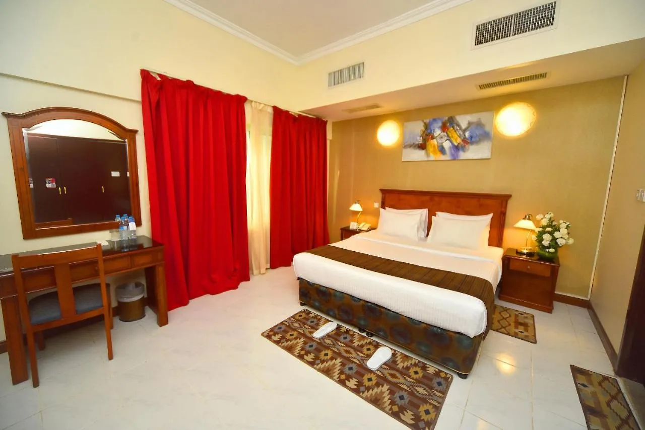Nejoum Al Emarat Hotel Sharjah 3*,