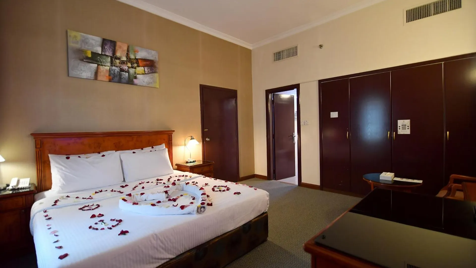 Nejoum Al Emarat Hotel Sharjah