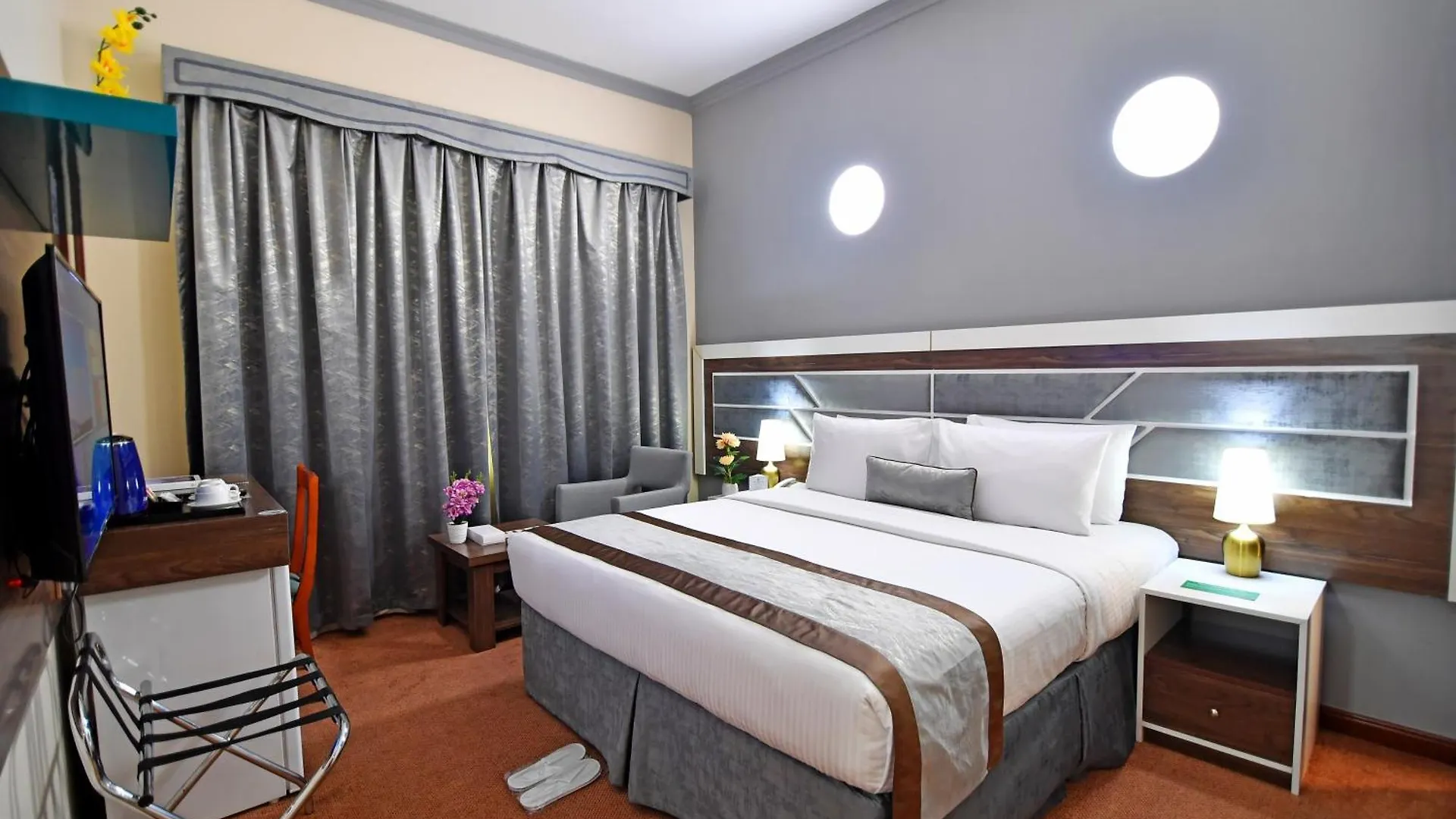 Nejoum Al Emarat Hotel Sharjah