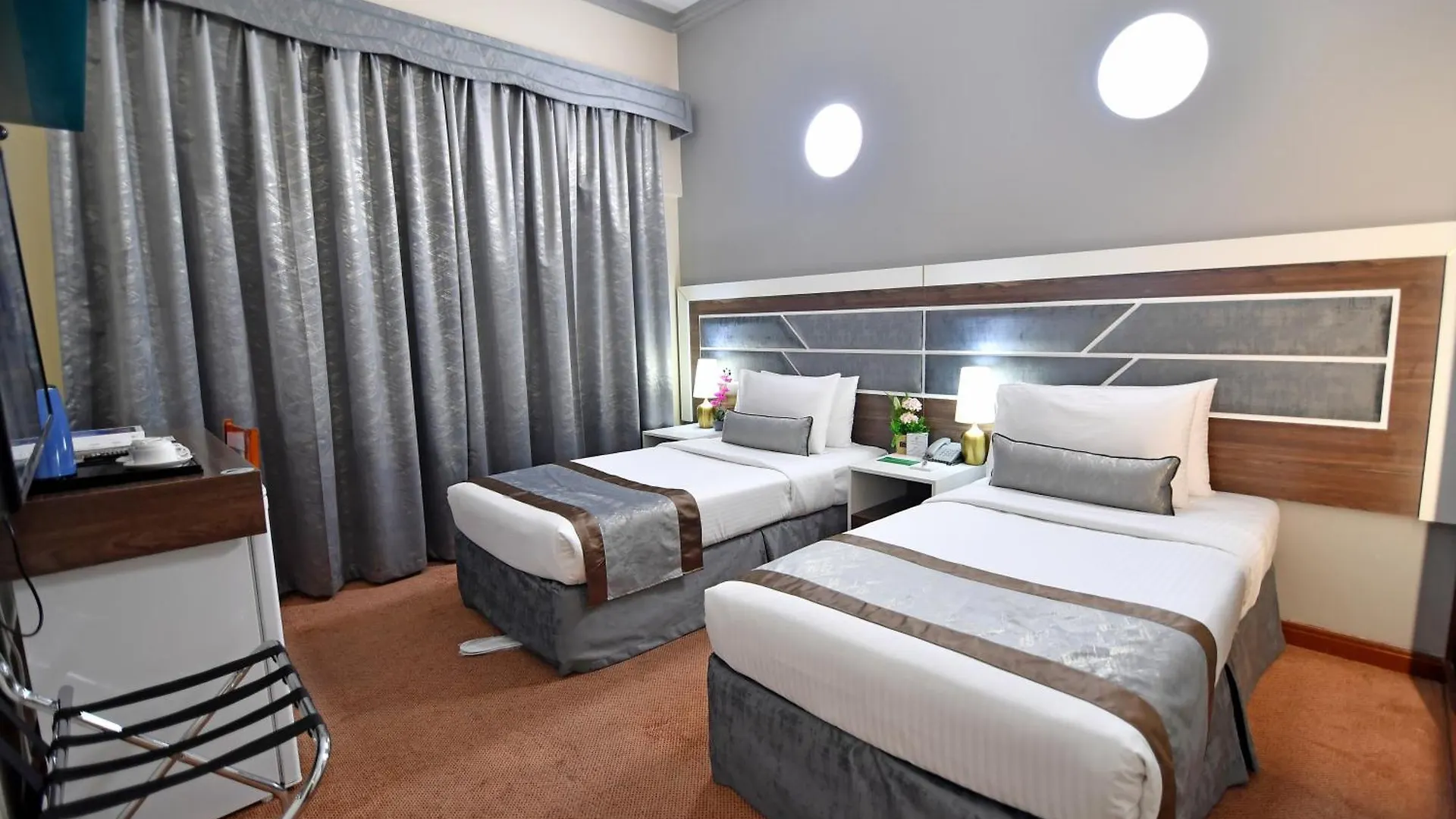 Nejoum Al Emarat Hotel Sharjah